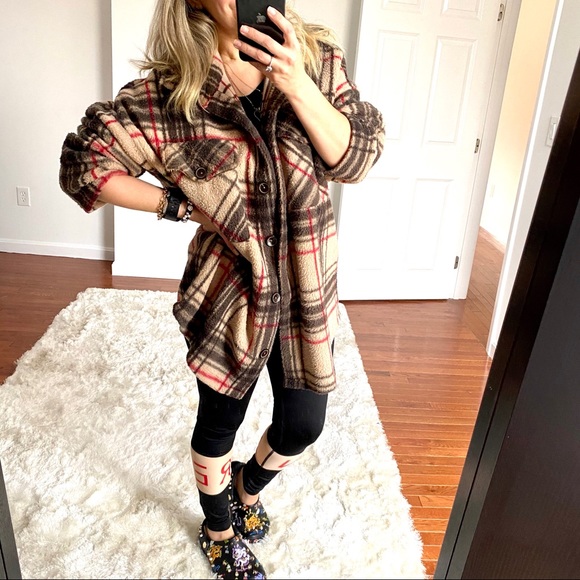 New Taupe Plaid Boxy Oversized Fleece Shirt Jacket - Picture 5 of 6